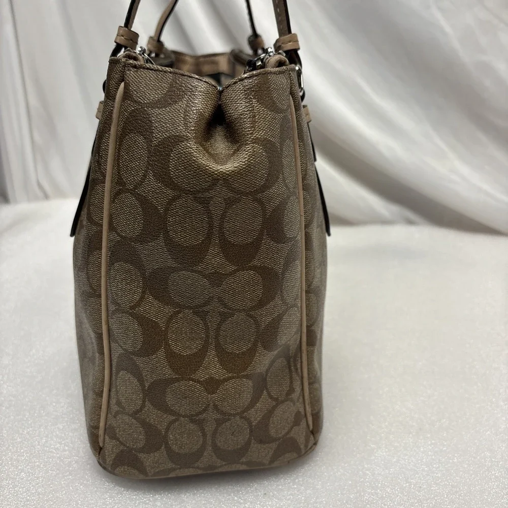 Coach coated brown wardrobe
